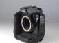 Preview: Canon EOS 5 + VG-10