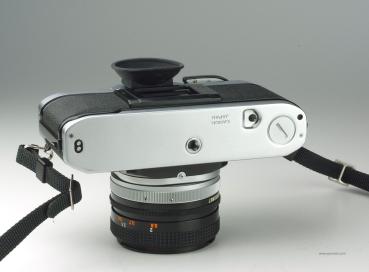 Canon AE-1 + FD 50mm f/1.8 S.C.