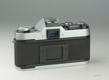 Canon AE-1 + FD 50mm f/1.8 S.C.