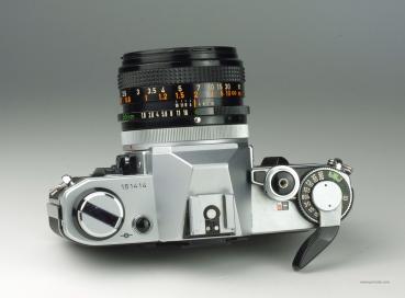 Canon AE-1 + FD 50mm f/1.8 S.C.