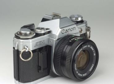 Preview: Canon AE-1 + FD 50mm f/1.8