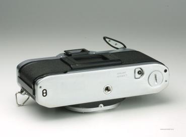 Canon AT-1