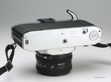 Canon AV-1 + FD 50mm f/1.8