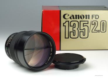 Canon FD 135mm f/2.0