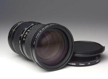 Canon FD 35-105mm f/3.5 Macro