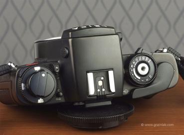 Leica R5
