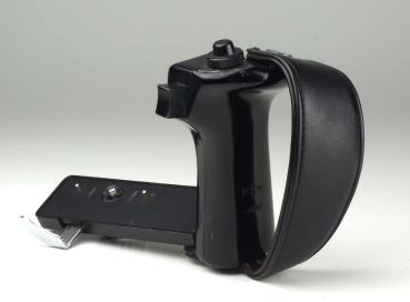 Left Hand Grip - Mamiya M645