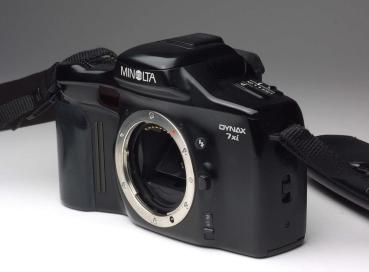Preview: Minolta Dynax 7xi