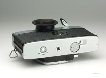 Minolta SRT-101