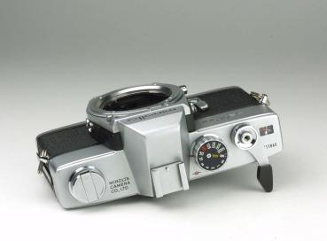 Minolta SRT-101