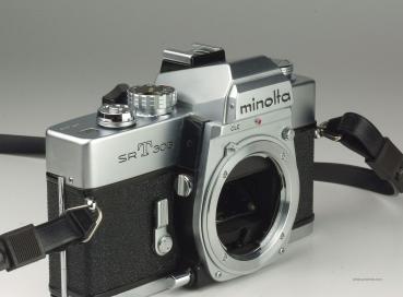 Minolta SRT-303
