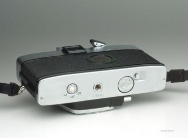 Minolta SRT-303