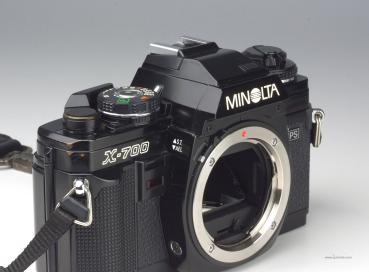 Minolta X-700