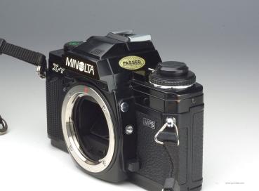 Minolta X-700
