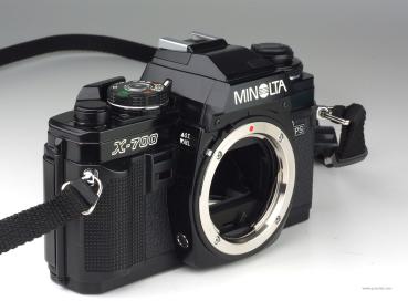 Minolta X-700