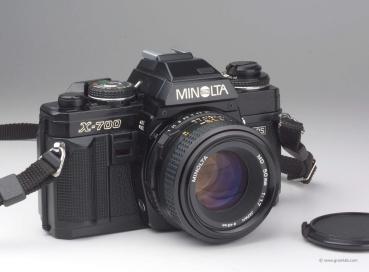 Minolta X-700 + MD 1.7/50mm