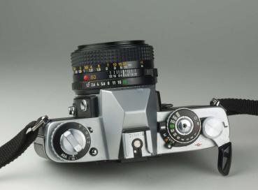 Minolta XD-7 + MD 1.7/50mm
