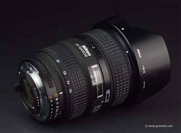 Nikon AF Nikkor 20-35mm f/2.8 D