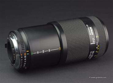 Nikon AF Nikkor 70-210mm f/4-5.6 D