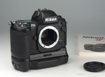 Nikon F100 + MB-15 Battery Grip