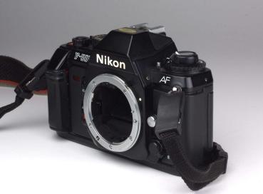 Preview: Nikon F-501 AF