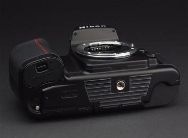 Nikon F-601 Quartz Date