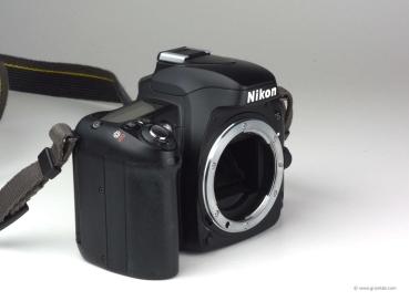 Preview: Nikon F75