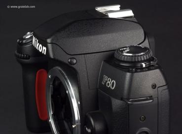 Nikon F80
