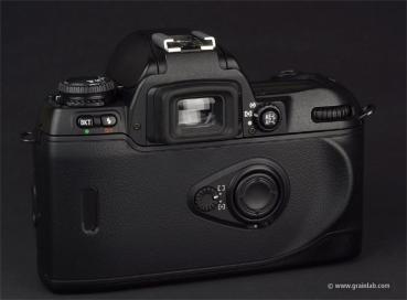 Nikon F80