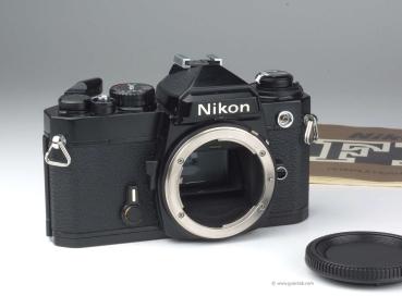 Nikon FE black
