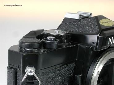 Nikon FE black