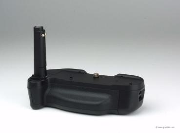 Nikon MB-18 für F75