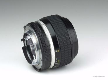Preview: Nikon Nikkor 50mm f/1.2 AiS