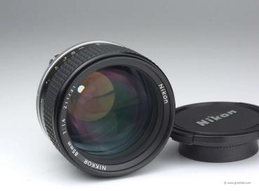 Nikon Nikkor 85mm f/1.4 AIS