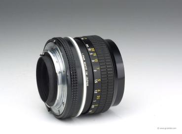Preview: Nikon Nikkor 50mm f/2 Ai