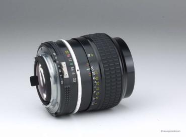 Preview: Nikon Nikkor 105mm f/2.5 AI