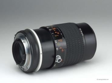 Preview: Nikon Micro-Nikkor 105mm f/2.8 AIS