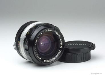 Nikon Nikkor-N Auto 24mm f/2.8 nonAI