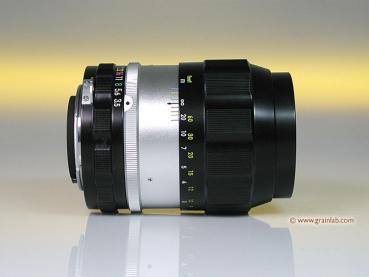 Nikon Nikkor-Q.C 3.5/135mm - Mint +++