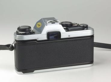 Preview: Olympus OM-10