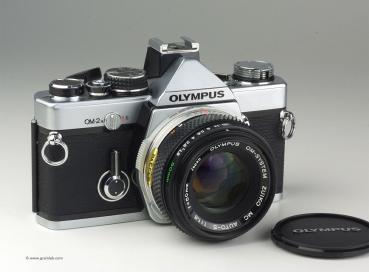 Olympus OM-2n + Zuiko 1.8/50mm