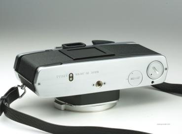 Olympus OM-2n