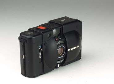 Preview: Olympus XA