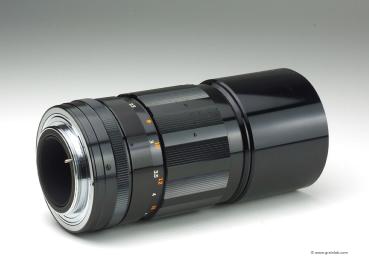 Olympus Zuiko 200mm f/4 - M42