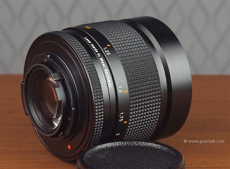 Carl Zeiss Planar T* 85mm f/1.4 AEG - Grainlab