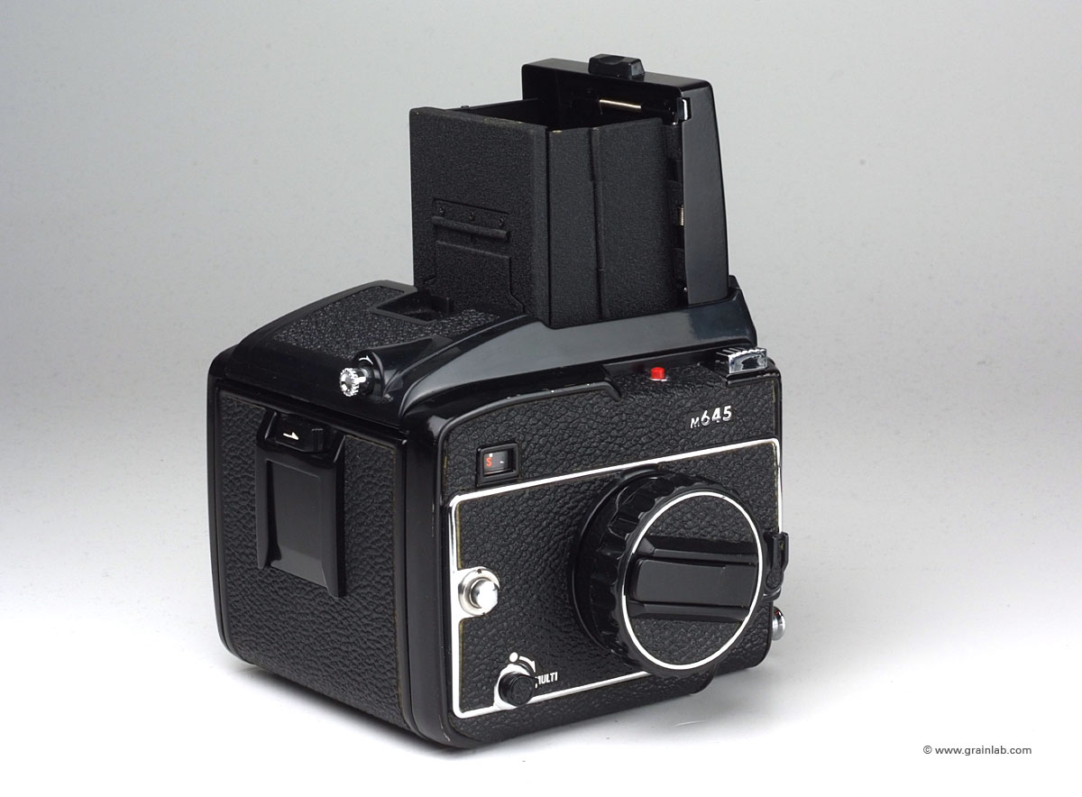 Mamiya M645 1000s + Waist Level Finder Grainlab
