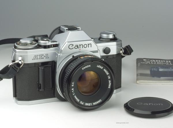 Canon AE-1 + FD 50mm f/1.8 S.C.