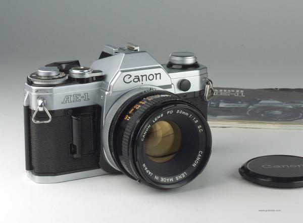 Canon AE-1 + FD 50mm f/1.8 S.C.