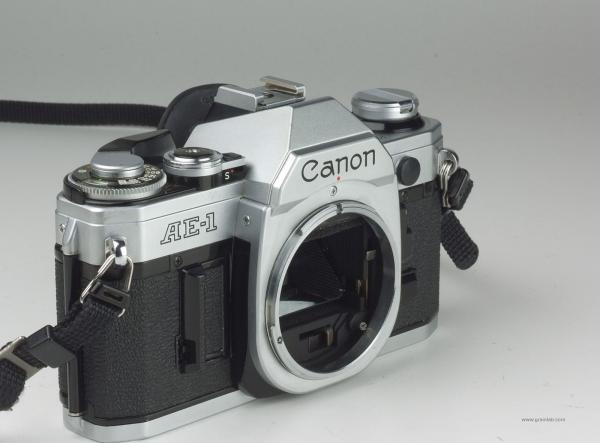 Canon AE-1