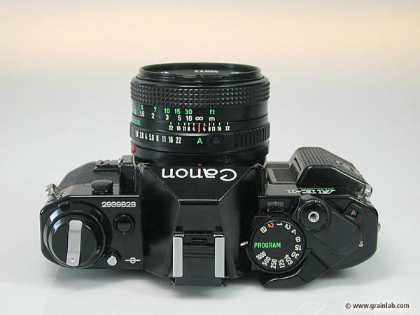Canon AE-1 Program black mit FD 1.8/50mm